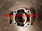 Cilinder Sym Jet Basix 12101-T5C-000 Gebruikt, Ophalen of Verzenden, 50ccscooterparts, Info@50cc-scooterparts.nl, Veen