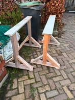 Twee houten schragen, Doe-het-zelf en Verbouw, Werkbanken, Ophalen, Zo goed als nieuw