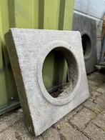 Hardsteen waterput rand antieke 57x57x12cm en 75x75x6cm., Antiek en Kunst, Ophalen
