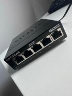 NETGEAR GS305P 5-poorts Gigabit PoE+ Switch, Computers en Software, Netwerk switches, Ophalen of Verzenden, Zo goed als nieuw