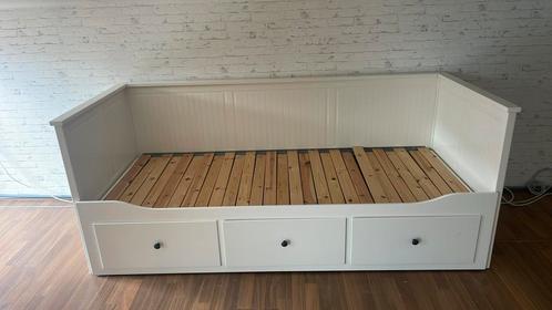 Mooie ikea hemmes 1 of 2 persoons bed, Huis en Inrichting, Slaapkamer | Slaapbanken, Zo goed als nieuw, 80 cm, 200 cm, Eenpersoons