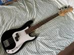 Basgitaar, Muziek en Instrumenten, Snaarinstrumenten | Gitaren | Bas, Ophalen, Zo goed als nieuw