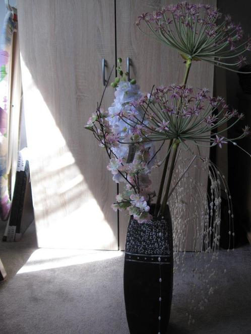 vazen met twee kunst bereklauw takken, Huis en Inrichting, Woonaccessoires | Kunstplanten en Kunstbloemen, Gebruikt, Binnen, Ophalen