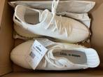 Adidas Yeezy Boost 350 V2 Cream White - Nieuw, Adidas, Wit, Nieuw, Ophalen of Verzenden