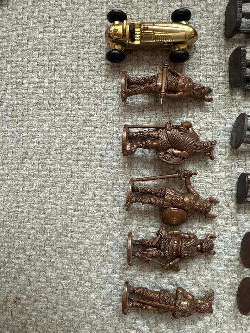 Ferrero Viking/Barbaar + Raceauto Set, Verzamelen, Verrassingseieren, Zo goed als nieuw, Overige typen, Ophalen of Verzenden