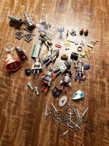 Playmobil - ridders - veel verschillende zwaarden en wapens beschikbaar voor biedingen