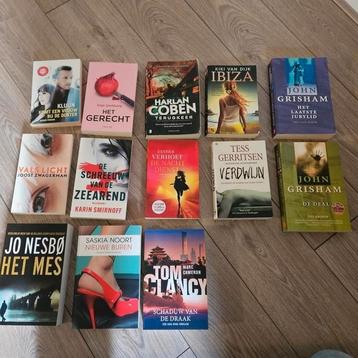 13 boeken diverse schrijvers beschikbaar voor biedingen
