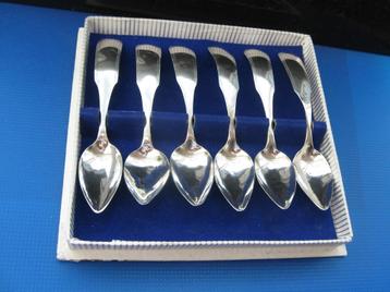 Zilveren Biedermeier periode lepeltjes  P-1874 beschikbaar voor biedingen