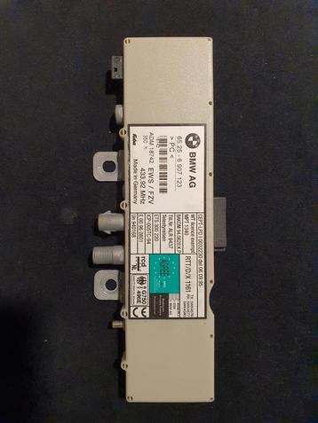 Antenne versterker BMW E46 433MHZ  Productnummer: 65-25-6-90 beschikbaar voor biedingen
