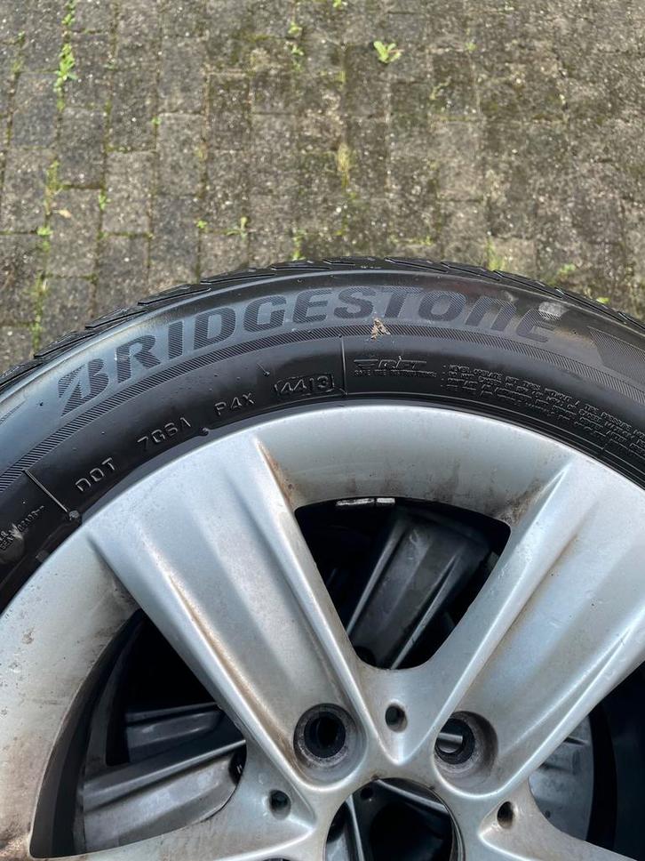 4x Bridgestone Winterbanden met Velgen - BMW, Auto-onderdelen, Banden en Velgen, Banden en Velgen, Winterbanden, 16 inch, 205 mm
