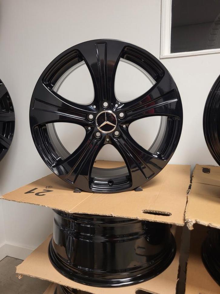 Originele 18 inch Mercedes velgen *nieuw*, Auto-onderdelen, Banden en Velgen, Velg(en), 18 inch, Personenwagen, Nieuw, Ophalen