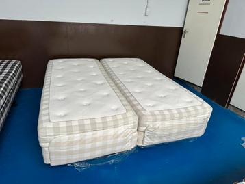 Hastens Elektrische Boxspring 180x210 Fırm en Extra Fırm beschikbaar voor biedingen