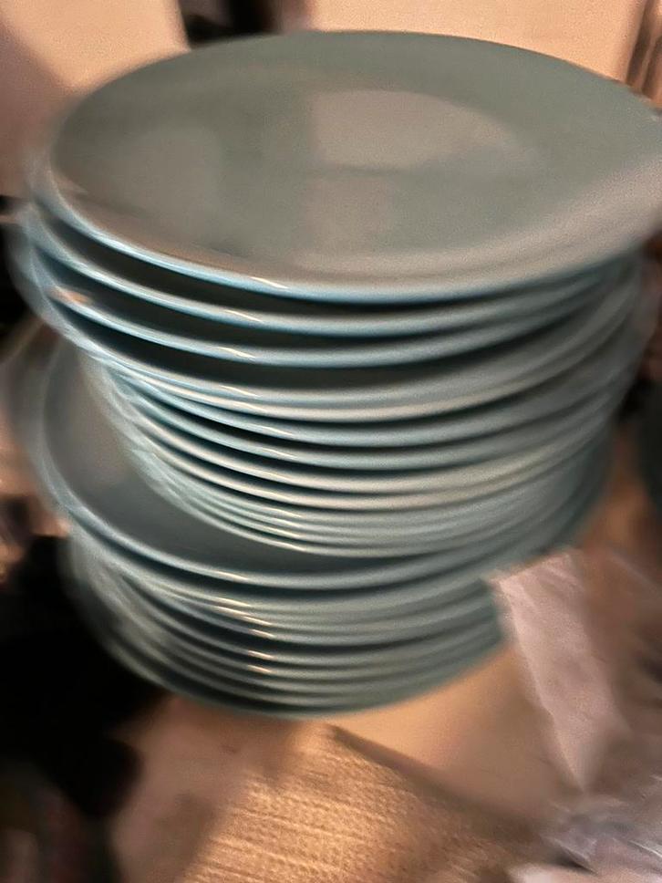 Leuk blauw ikea servies, Huis en Inrichting, Keuken | Servies, Bord(en), Overige stijlen, Ophalen of Verzenden