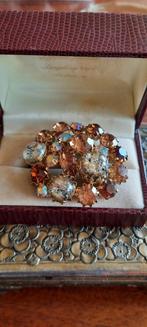 Antieke  Juliana broche,rhinestones en opaal porfierglas., Sieraden, Tassen en Uiterlijk, Antieke sieraden, Ophalen of Verzenden