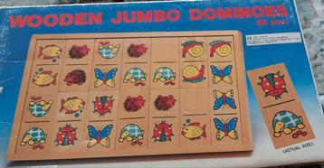 Wooden Jumbo Dominoes beschikbaar voor biedingen
