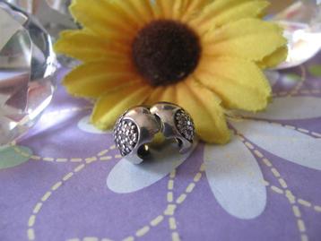 Pandora clip 791053CZ = 2 zijden 'n hart pavé zirkoniaas  beschikbaar voor biedingen