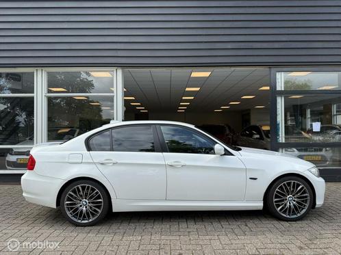 BMW 3-serie 320i Luxury Line afneembare trekhaak, Auto's, BMW, Bedrijf, Te koop, 3-Serie, ABS, Airbags, Airconditioning, Alarm