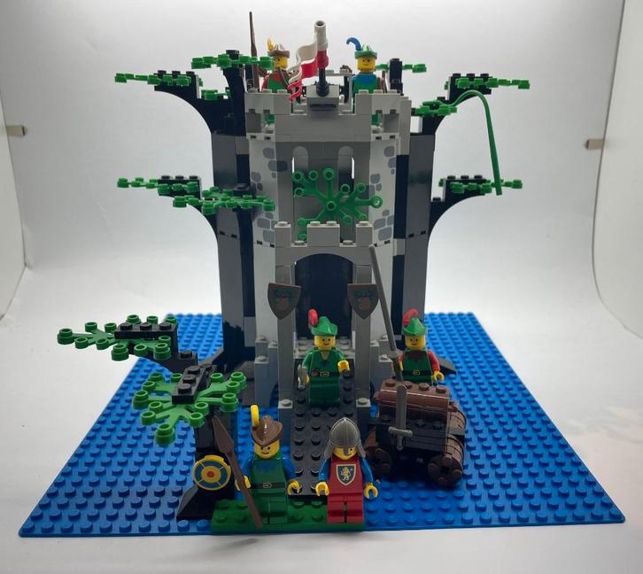 LEGO classic Castle Forestmen’s River Fortress 6077-2, Kinderen en Baby's, Speelgoed | Duplo en Lego, Gebruikt, Lego, Complete set