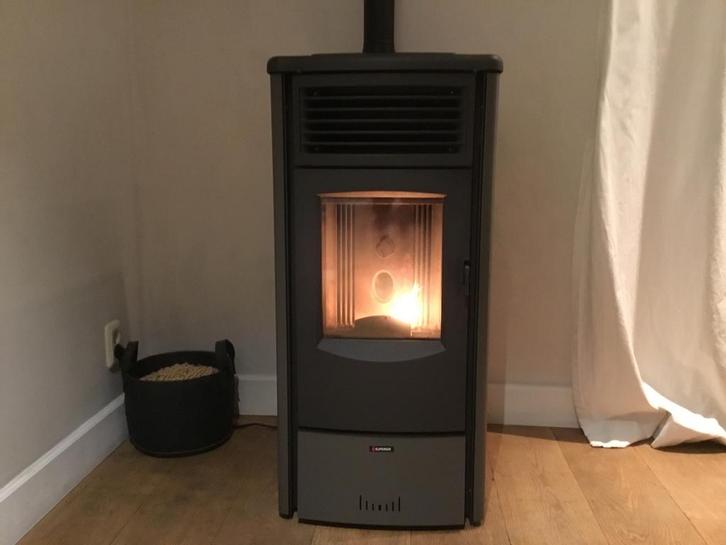 Superior Cleo Houtpelletkachel - prima conditie, Huis en Inrichting, Kachels, Gebruikt, Vrijstaand, Pelletkachel, Hout, Ophalen