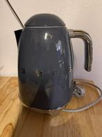 Smeg Waterkoker Leigrijs - Zo Goed Als Nieuw!, Witgoed en Apparatuur, Waterkokers, 1 tot 2 liter, Ophalen of Verzenden, Zo goed als nieuw