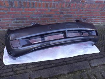 Diverse interieurdelen en Voorbumper Chrysler Crossfire beschikbaar voor biedingen
