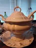 Petrus Regout WELLINGTON Soepterrine, Ophalen