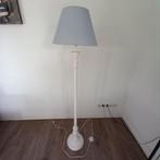 Brocante Staande Lamp met Lichtblauwe Kap, Huis en Inrichting, Ophalen, Hout, Gebruikt, 150 tot 200 cm