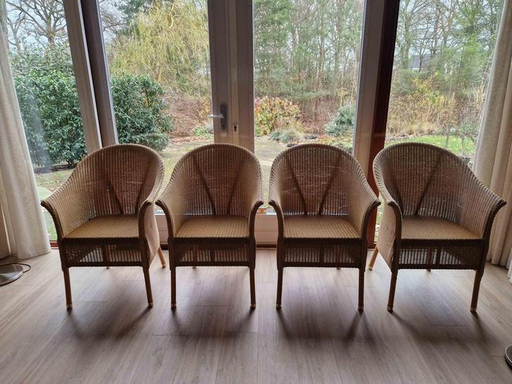 Lloyd Loom stoelen, Huis en Inrichting, Stoelen, Zo goed als nieuw, Vier, Overige materialen, Overige kleuren, Ophalen of Verzenden