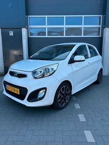 Kia Picanto 1.0 Cvvt 5-DRS 2012 Wit beschikbaar voor biedingen
