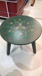 Hindeloper bijzettafel. Stevige tafel., Huis en Inrichting, Ophalen of Verzenden, Zo goed als nieuw, Hout