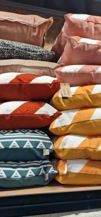 Buitenkussen sanzeno 40x60- dutch decor- €10,-, Huis en Inrichting, Woonaccessoires | Kussens, Nieuw, Overige kleuren, Rechthoekig
