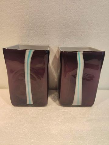 2 VINTAGE ART GLASS STUDIO PAARS BLAUW WITTE VAZEN beschikbaar voor biedingen