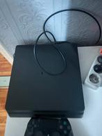 Ps4 mer controller en kabels, Spelcomputers en Games, Spelcomputers | Sony PlayStation 4, Ophalen, 500 GB, Zo goed als nieuw, Met 1 controller