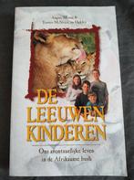 De leeuwenkinderen ( Angus, Maisie & Travers McNeice ), Ophalen of Verzenden, Zo goed als nieuw, Angus, Maisie & Travers McNeice