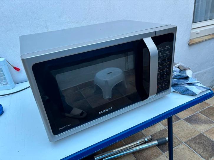 Samsung CombiMagnetron - Werkt Goed - Schoon, Witgoed en Apparatuur, Magnetrons, Gebruikt, Vrijstaand, Combimagnetron, 45 tot 60 cm