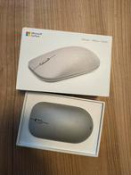 Microsoft surface bluuttooth muis zilver, Computers en Software, Muizen, Rechtshandig, Muis, Ophalen of Verzenden, Zo goed als nieuw