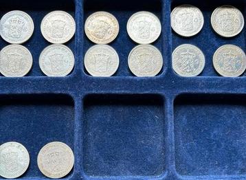 14 Zilveren Halve Guldens Wilhelmina (1921-1930) beschikbaar voor biedingen