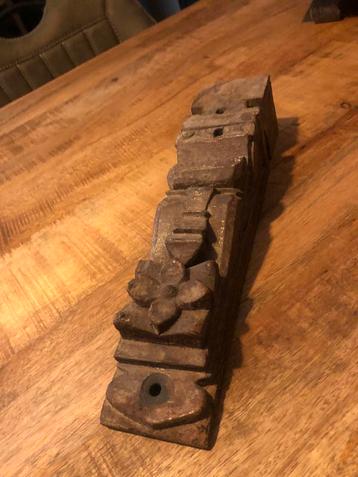 Ornament voor een windlichtje erop of een leuke toef beschikbaar voor biedingen