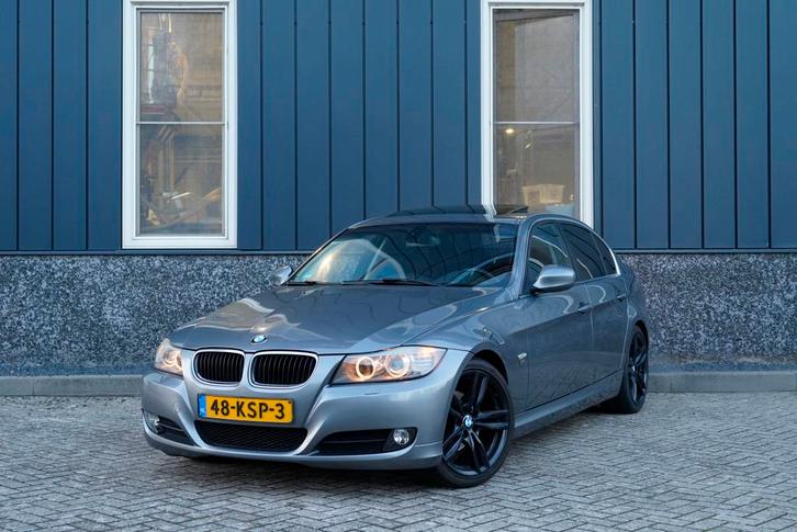 BMW 320i E90 LCI 2010 | PANO | XENON | HIFI | SPORTSTOELEN |, Auto's, BMW, Bedrijf, 3-Serie, ABS, Adaptieve lichten, Airbags, Airconditioning