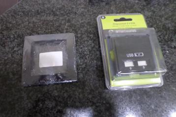 USB oplaad stopcontact beschikbaar voor biedingen