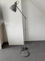 Karwei vloerlamp grijs dimbaar, Huis en Inrichting, Lampen | Vloerlampen, Ophalen of Verzenden, Zo goed als nieuw
