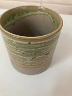 Z.g.a.n/kleine bloempot groen taupe/bloempotje, Tuin en Terras, Bloempotten, Rond, Ophalen of Verzenden, Zo goed als nieuw, Aardewerk
