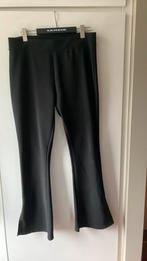 Supertrash. Zwarte flared broek. Maat Xl, Zwart, Maat 46/48 (XL) of groter, Ophalen of Verzenden, Zo goed als nieuw