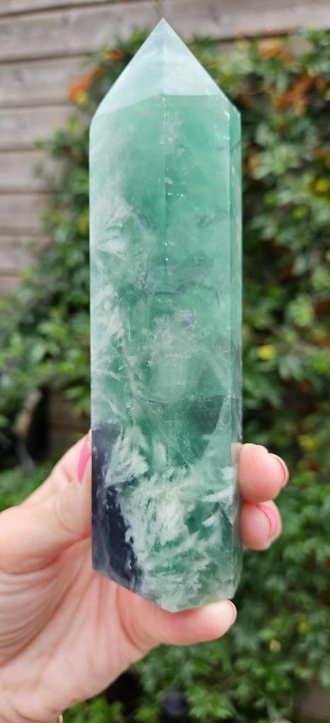 Fluoriet toren 2, Verzamelen, Mineralen en Fossielen, Mineraal, Ophalen of Verzenden
