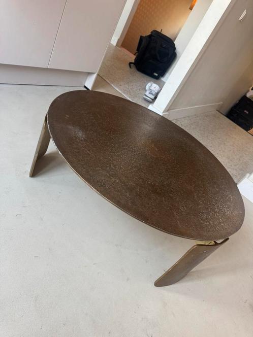 Brons/goudkleurige salontafel van metaal, Huis en Inrichting, Fauteuils, Zo goed als nieuw, Metaal, Minder dan 50 cm, Ophalen of Verzenden
