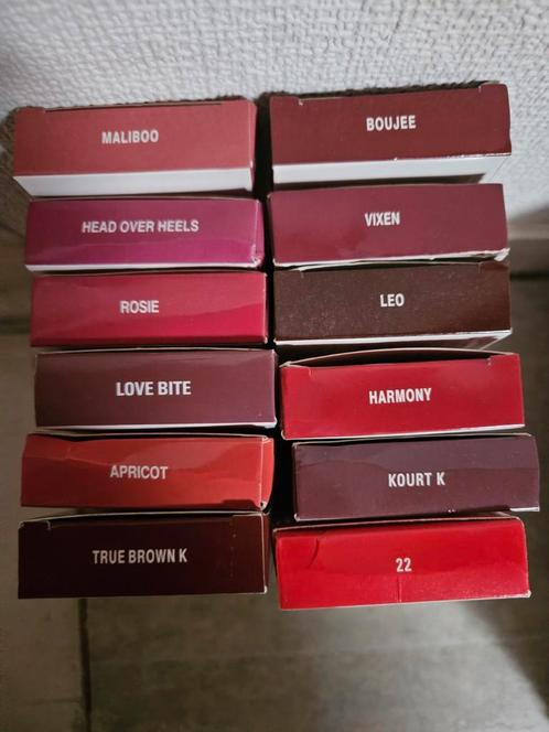 nieuwe kylie jenner lipstick sets te koop., Sieraden, Tassen en Uiterlijk, Uiterlijk | Cosmetica en Make-up, Nieuw, Lippen, Overige kleuren