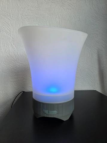 Wijn/Bierkoeler of voor ijsblokjes met bluetooth speaker beschikbaar voor biedingen