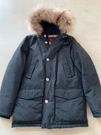 Woolrich parka kleur blauw maat 176., Ophalen, Zo goed als nieuw, Jongen, Jas