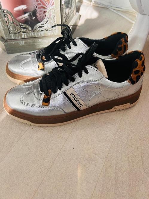 IQÔNIC dames sneakers, Kleding | Dames, Schoenen, Zo goed als nieuw, Sneakers of Gympen, Ophalen