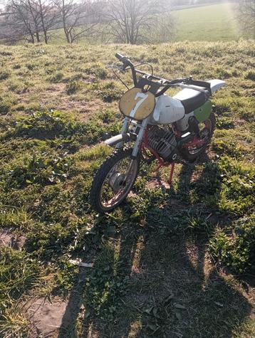 Mini crosser beschikbaar voor biedingen
